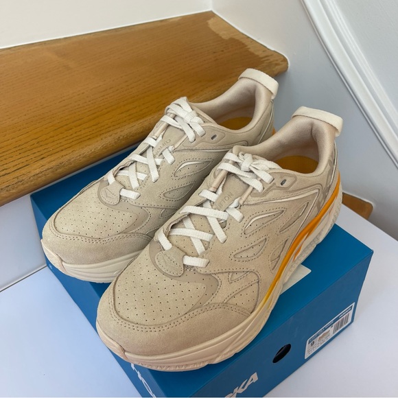 NWT Clifton L Suede Unisex NEW Leather Athletic Shoes tan shortbread beige gold - Picture 8 of 11